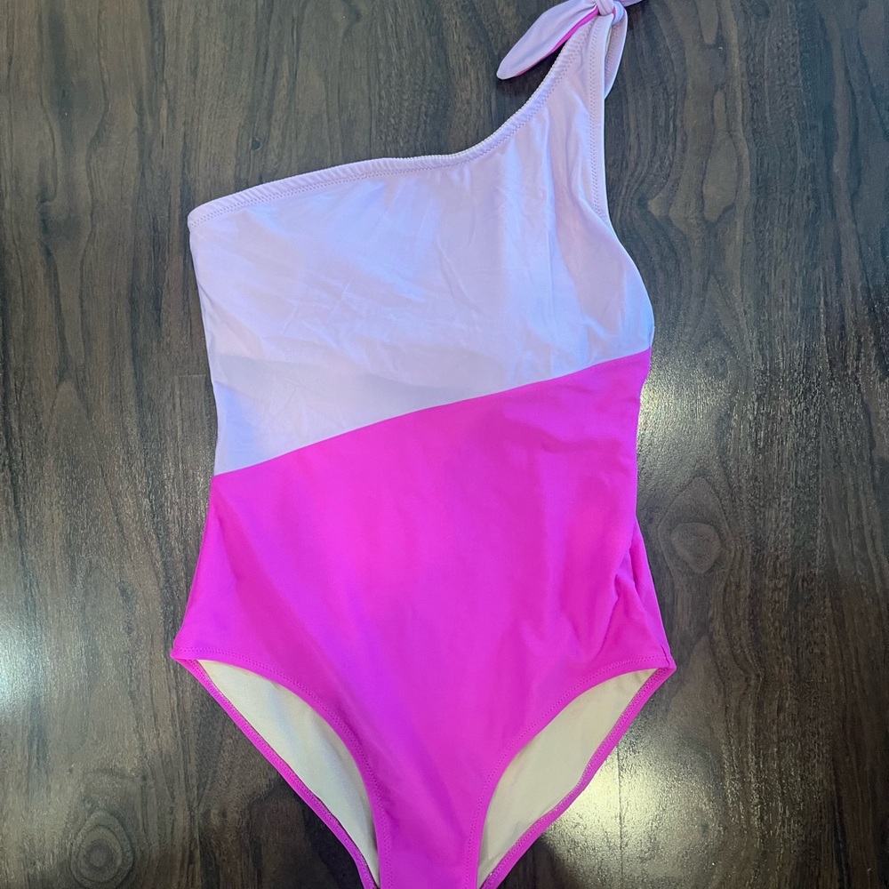 Old Navy swimsuit
